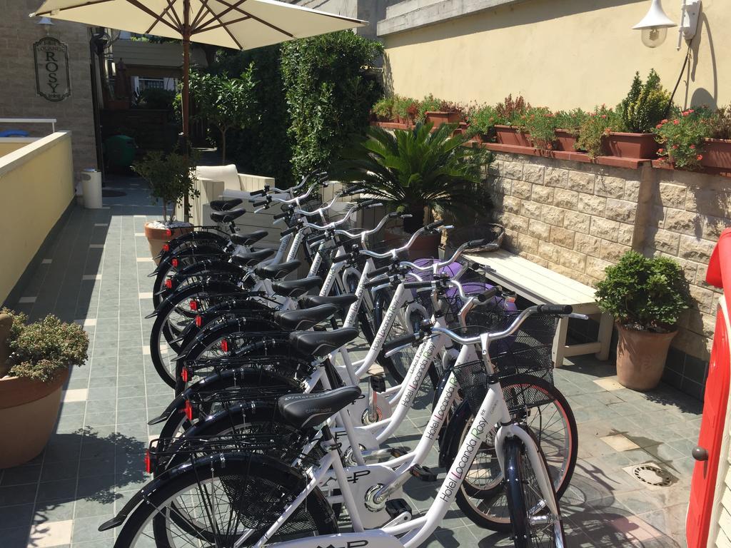 Hotel Locanda Rosy Cattolica Exterior foto