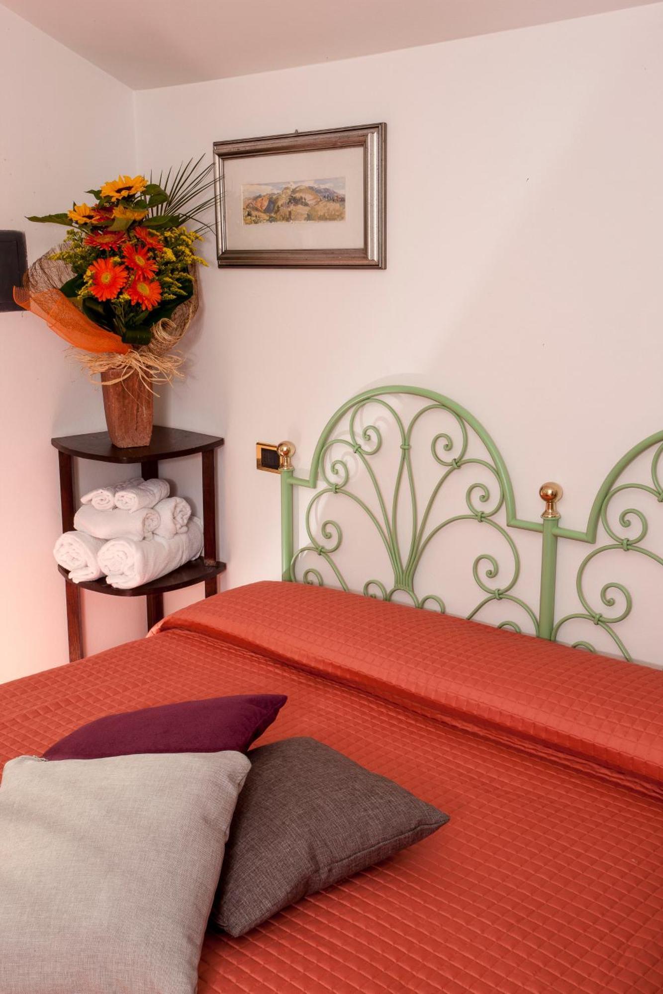 Hotel Locanda Rosy Cattolica Cameră foto