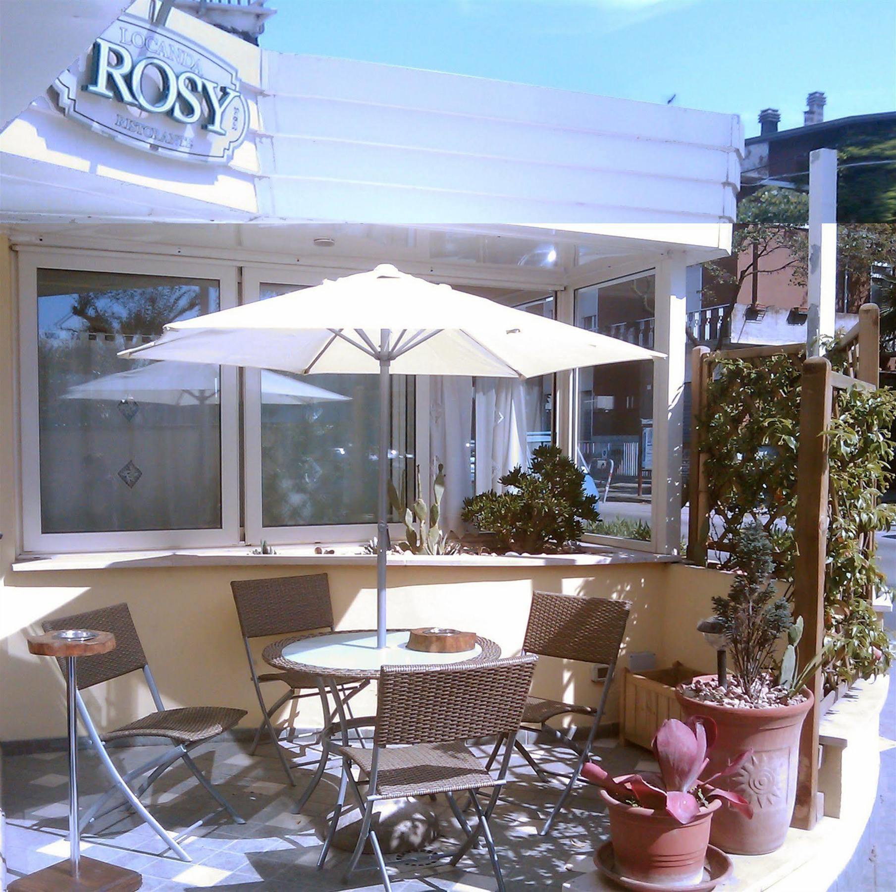 Hotel Locanda Rosy Cattolica Exterior foto
